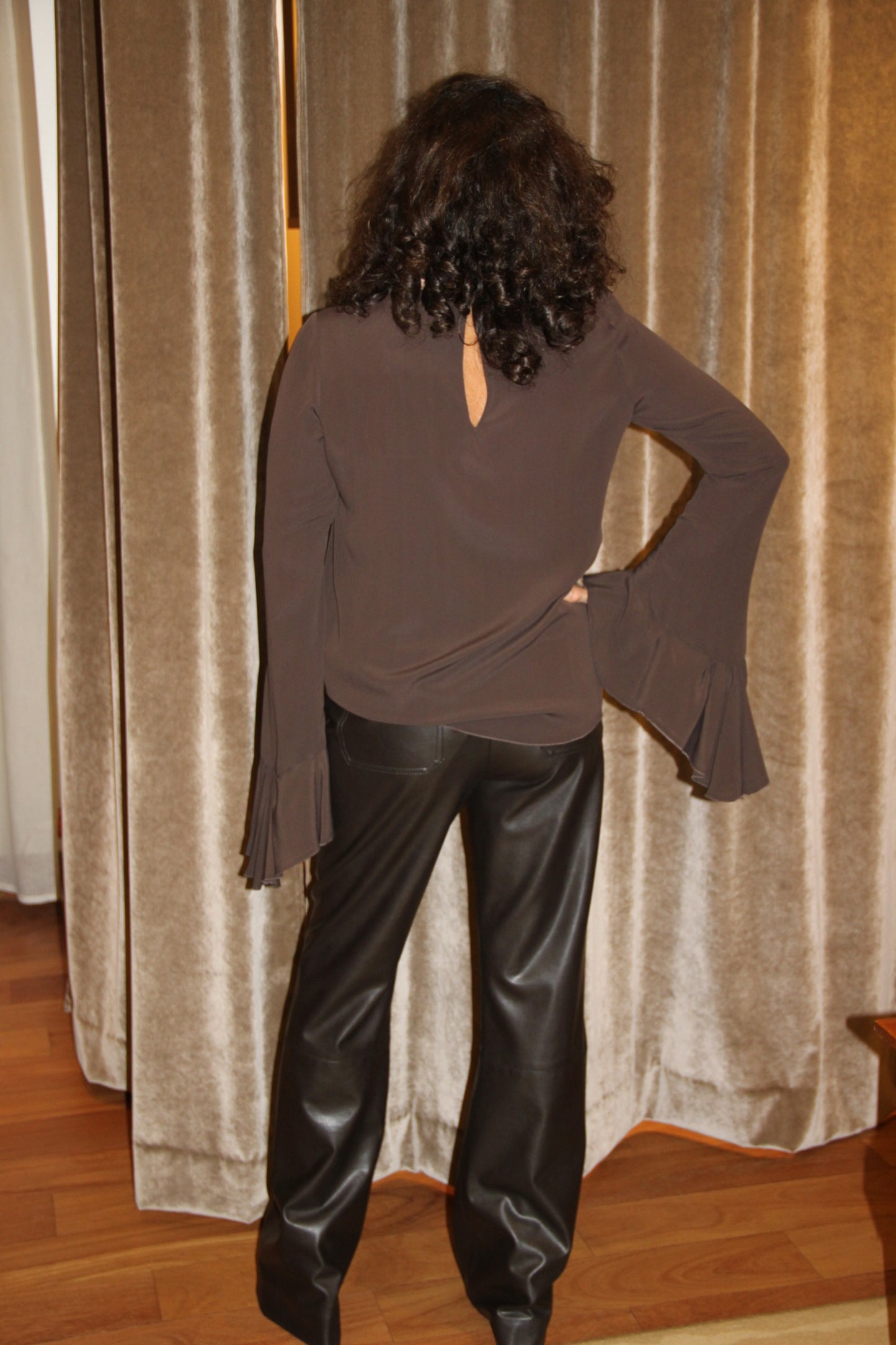 Pantalon en cuir végétal
