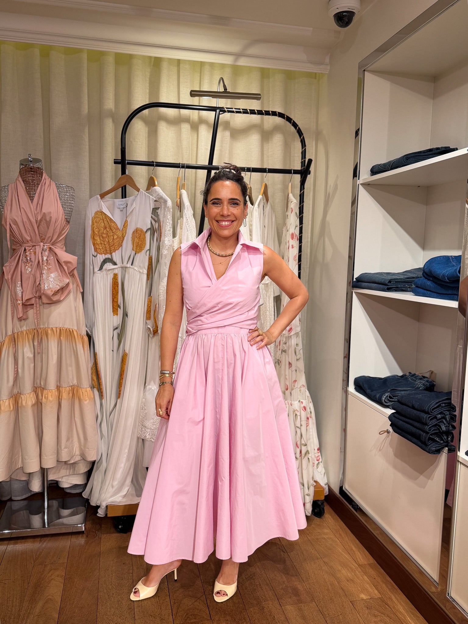 Robe évasée dos nu