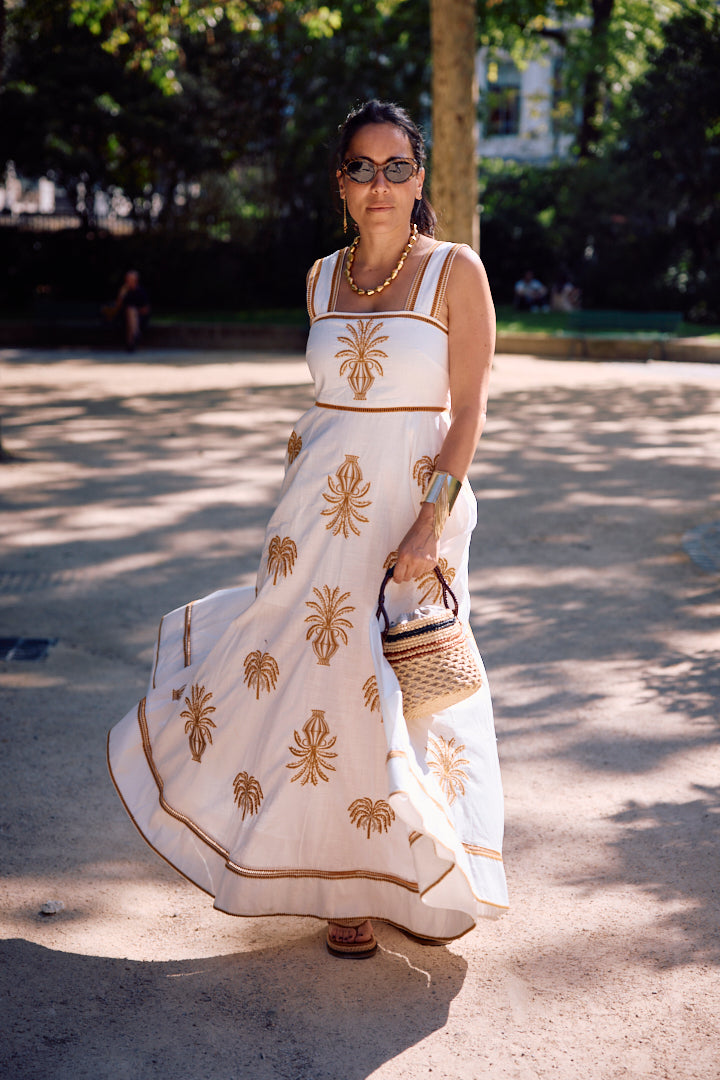 Robe longue brodée