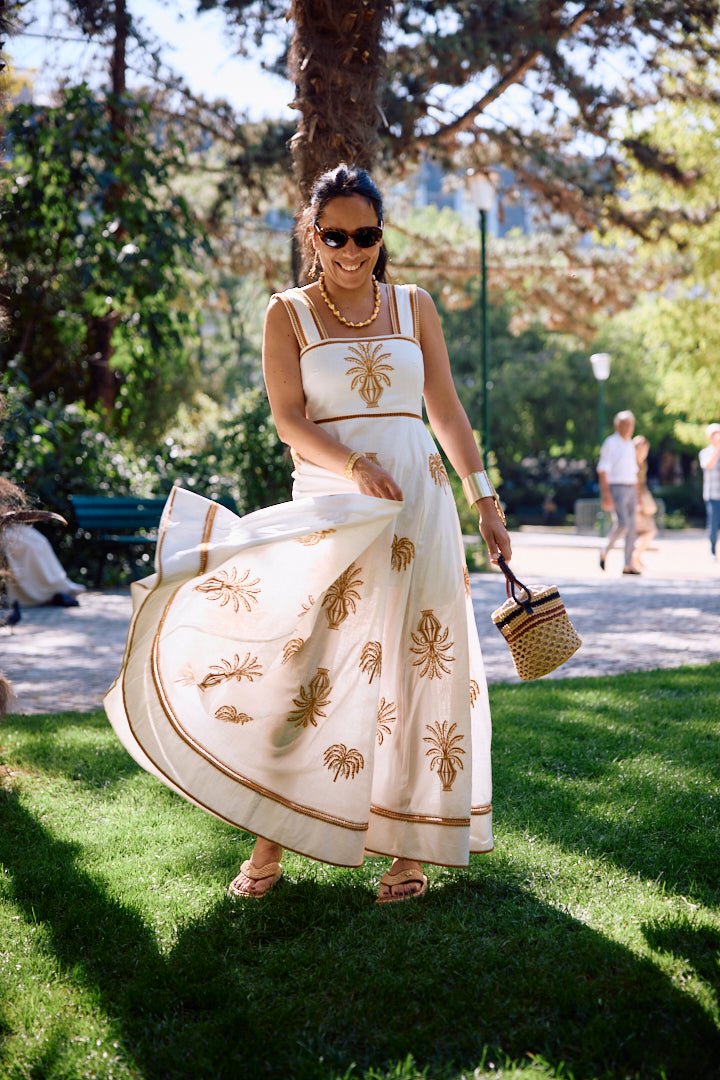 Robe longue brodée